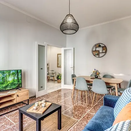 Domus Lucianae Family & Group Comfort, Few Min From Colosseum *