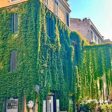 Domus Lucianae Family & Group Comfort, Few Min From Colosseum *